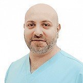 Врач Асафо Эдуард Джорджиевич