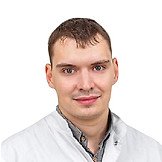 Врач Азаров Григорий Александрович