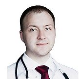 Врач Елисеев Максим Викторович