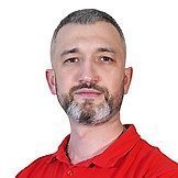 Врач Калашников Павел Иванович