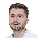 Врач Мацнев Артём Олегович