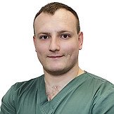 Врач Остапенко Пётр Александрович
