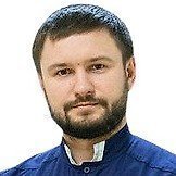 Врач Разуваев Олег Александрович