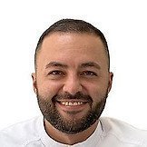 Врач Саркисов Павел Иванович