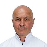 Врач Серов Владимир Александрович