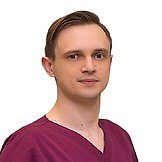 Врач Токарев Денис Николаевич