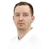 Врач Зверев Валентин Сергеевич