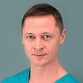 Врач Звольский Роман Владимирович